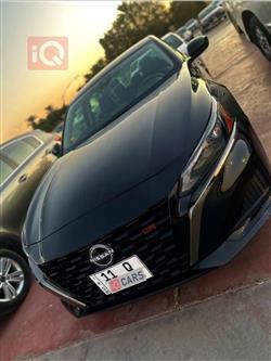 نيسان ألتيما